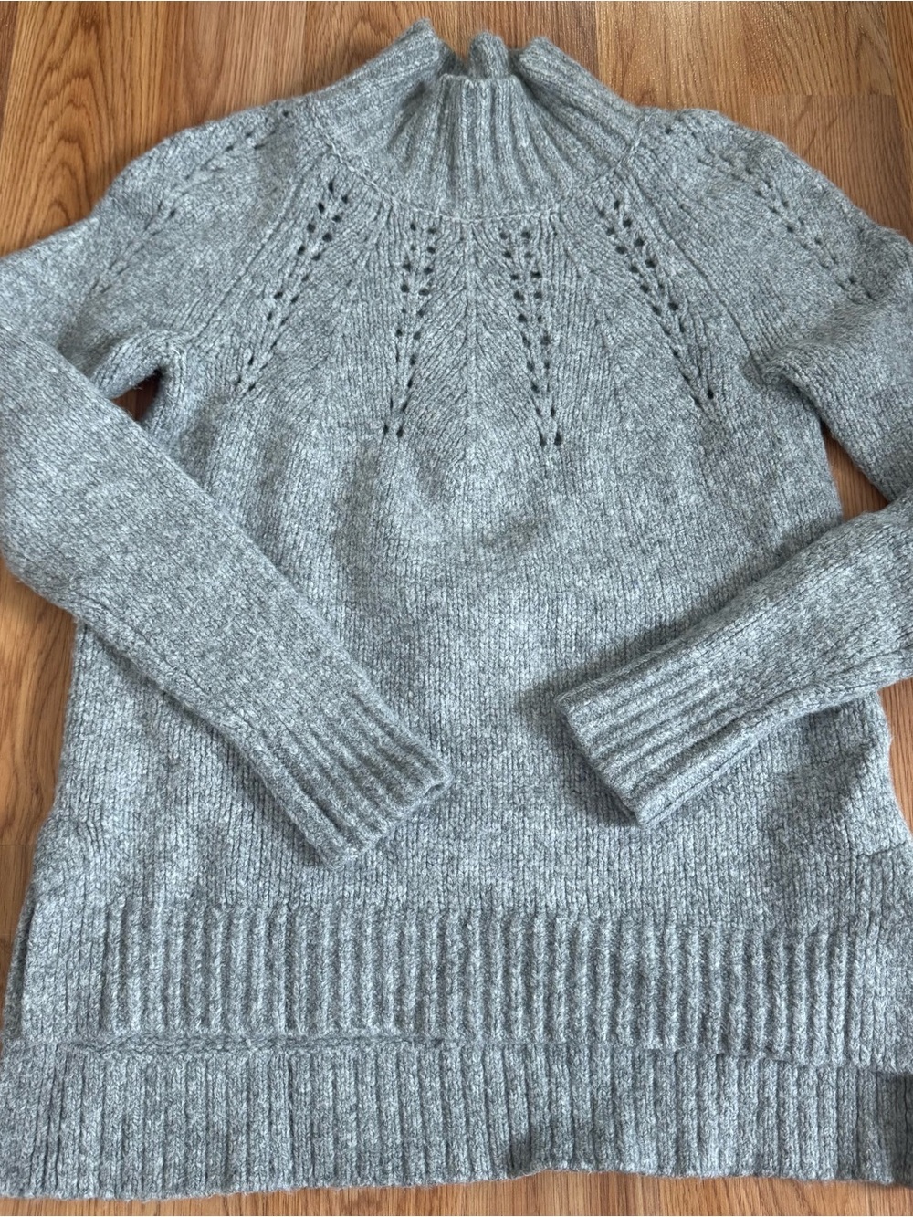 Banana Republic Light Gray Ribbed Funnel-Neck Sweater